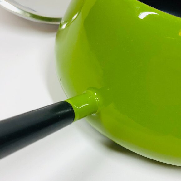 60s Olive Green Enamel Fondue Pot and Lid Midcentury Modern Sleek Cookware - Picture 3 of 10